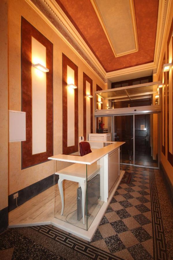 Apartment Vikroria - Halkova 5 Prague Extérieur photo
